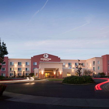 Doubletree By Hilton Vancouver Esterno foto