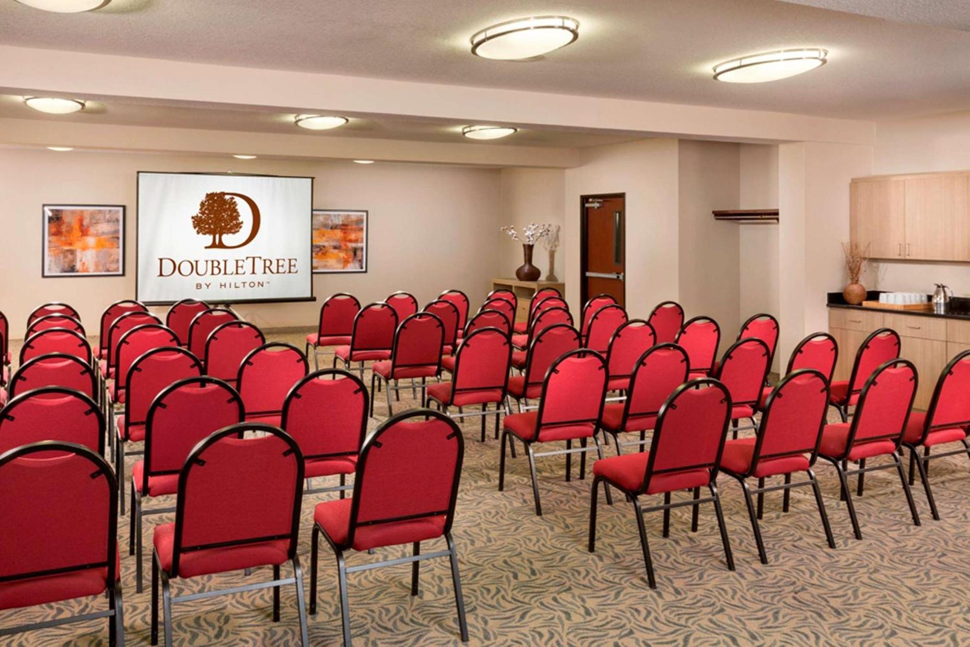 Doubletree By Hilton Vancouver Esterno foto